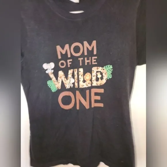 "Mom of the wild one" Tee Shirt Womens |Size XS/S | Baby First Birthday - Picture 2 of 3